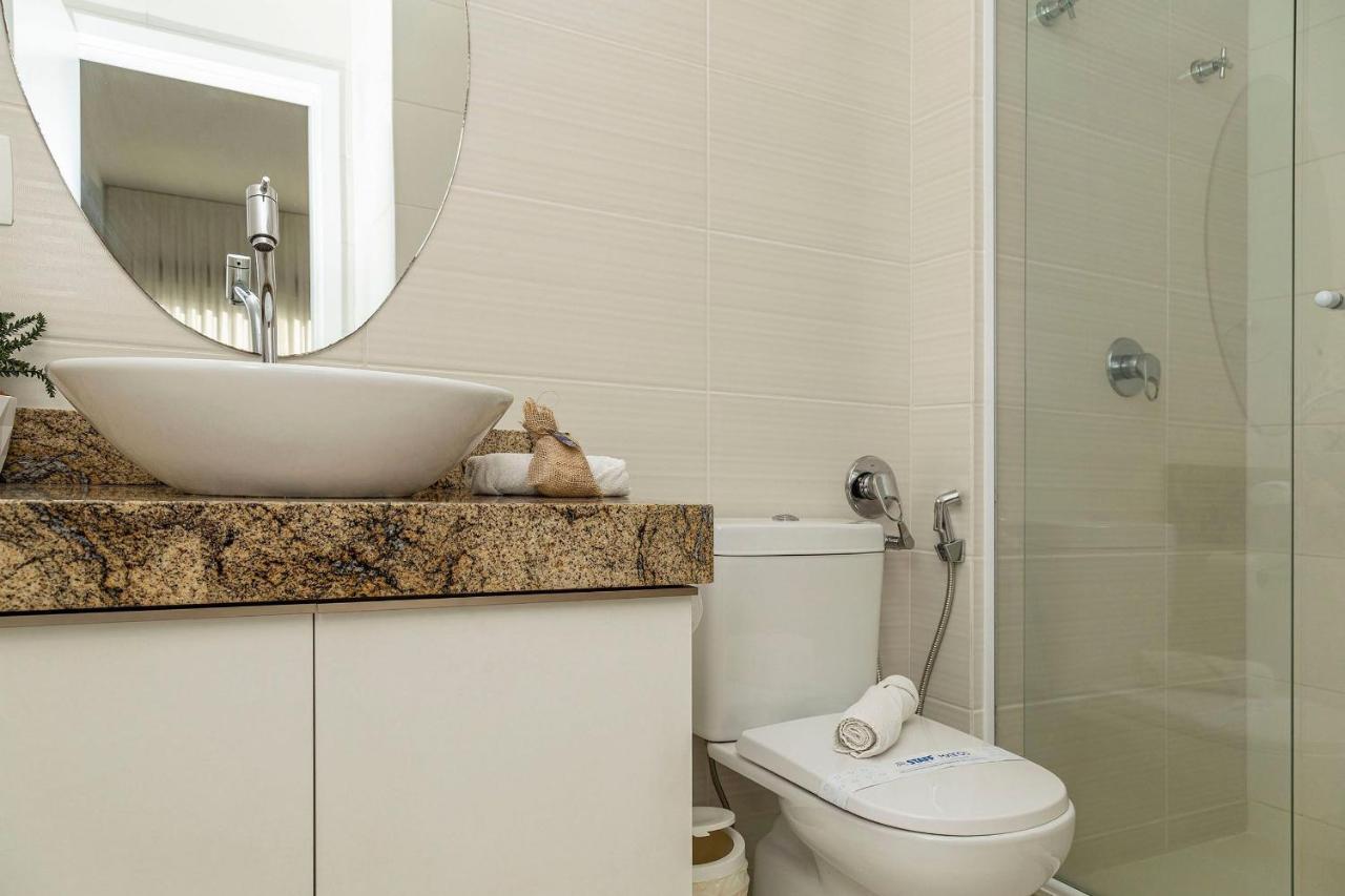 Punta Blu 102-7 - Apartamento De Alto Padrao Em Condominio Exclusivo, Quadra Poliesportiva - Piscina - Portaria 24H. Bombinhas Kültér fotó